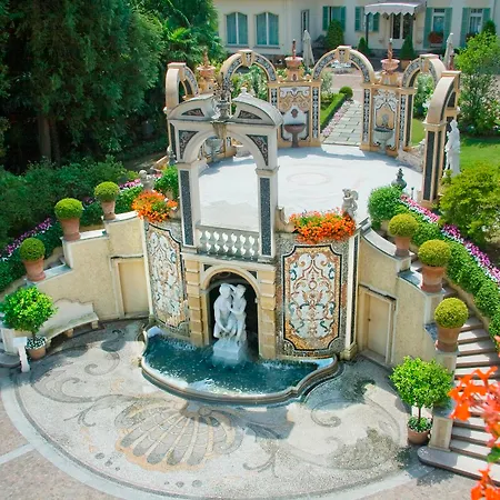 Hotel Grand Des Iles Borromees & 5*