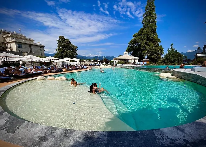 Grand Des Iles Borromees & Hotel