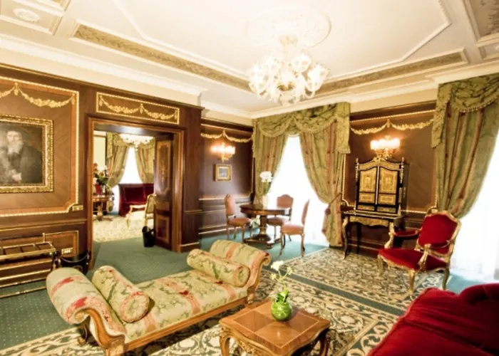 Grand Des Iles Borromees & Hotel