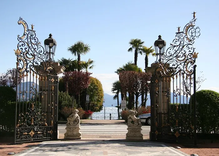 Hotel Grand Des Iles Borromees & 5*