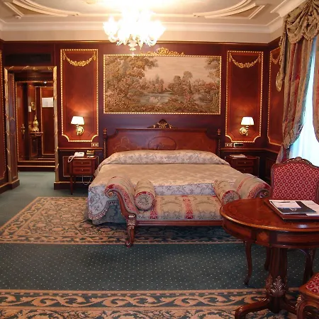 Grand Des Iles Borromees & 5* Stresa